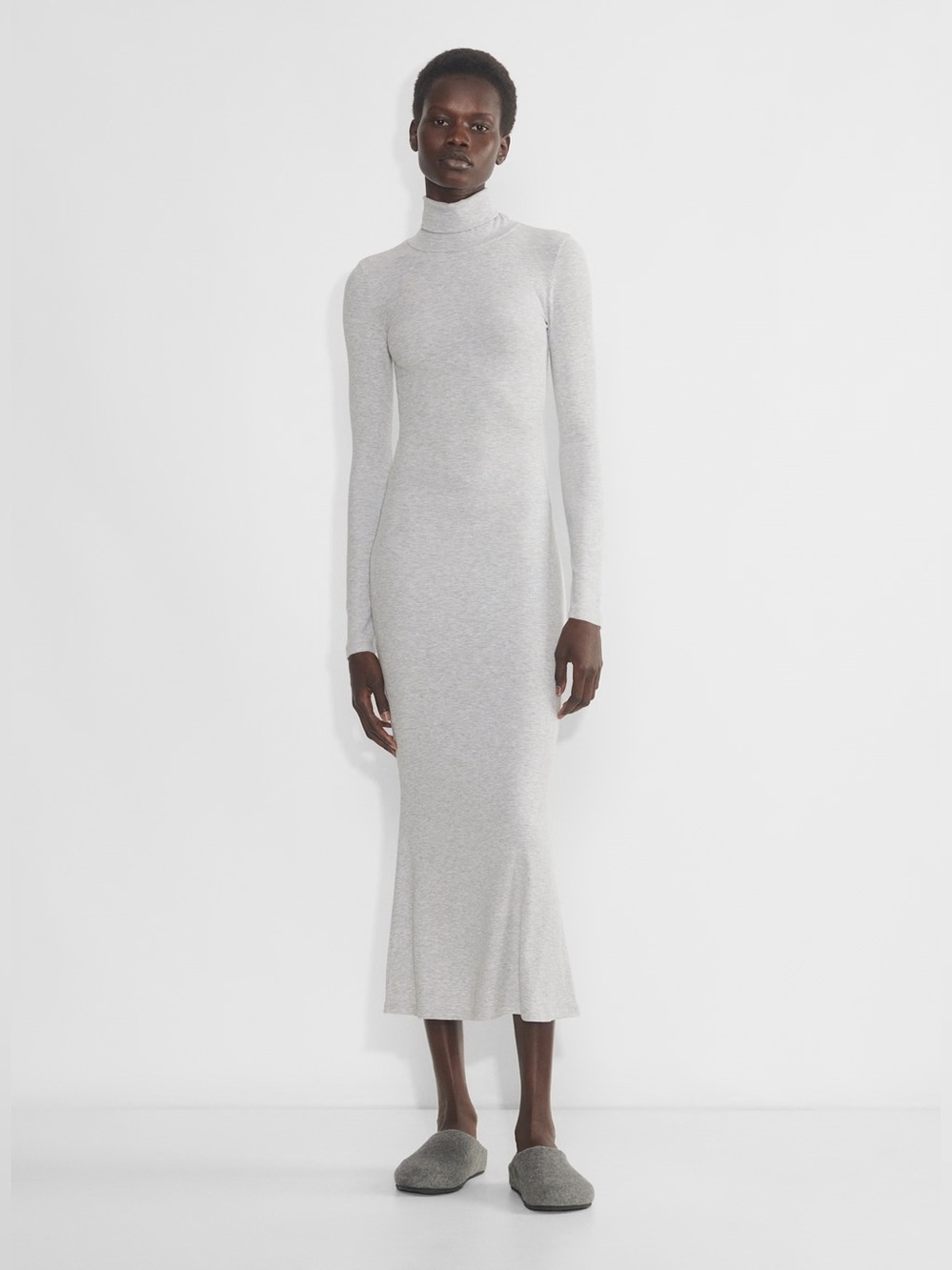 NWT Aritzia Luxe Lounge burlow dress in heather chrome